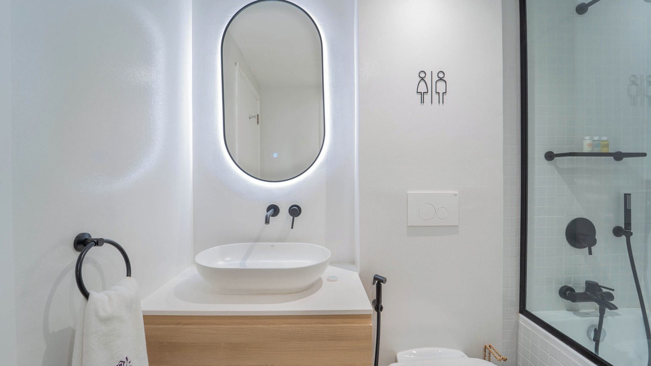Photo of Bathroom in Downtown Dubai