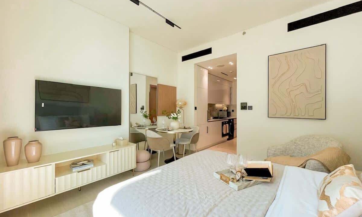 Photo of Bedroom in Jumeirah Village Circle