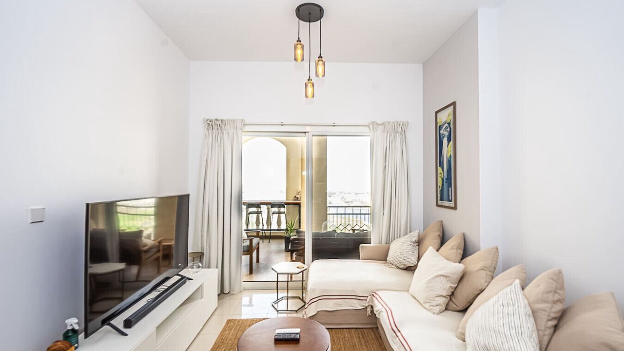 Photo of Livingroom in Al Hamra Village