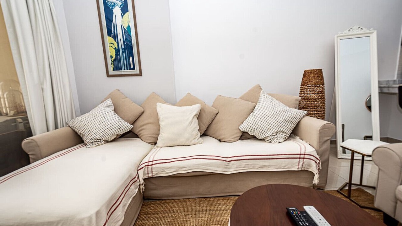 Photo of Livingroom in Al Hamra Village