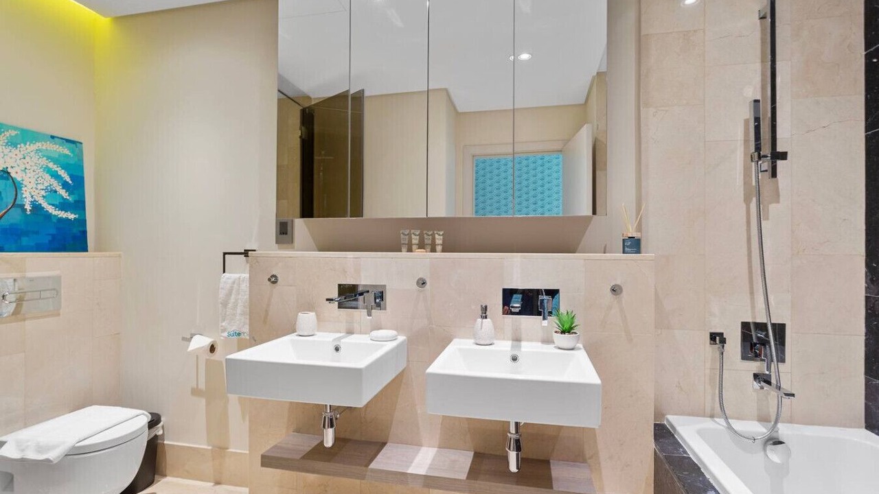 Photo of Bathroom in Palm Jumeirah