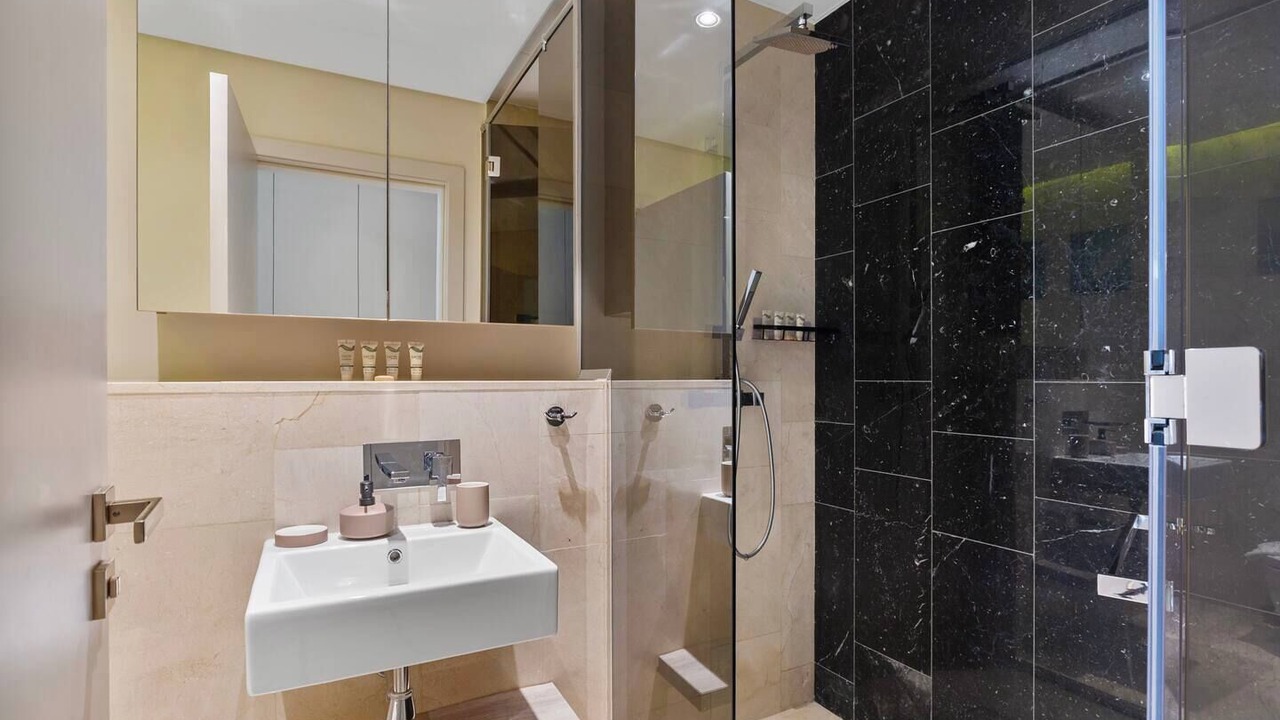 Photo of Bathroom in Palm Jumeirah