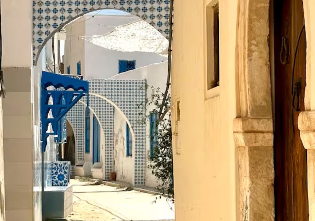 Photo of Outdoor in Erriadh