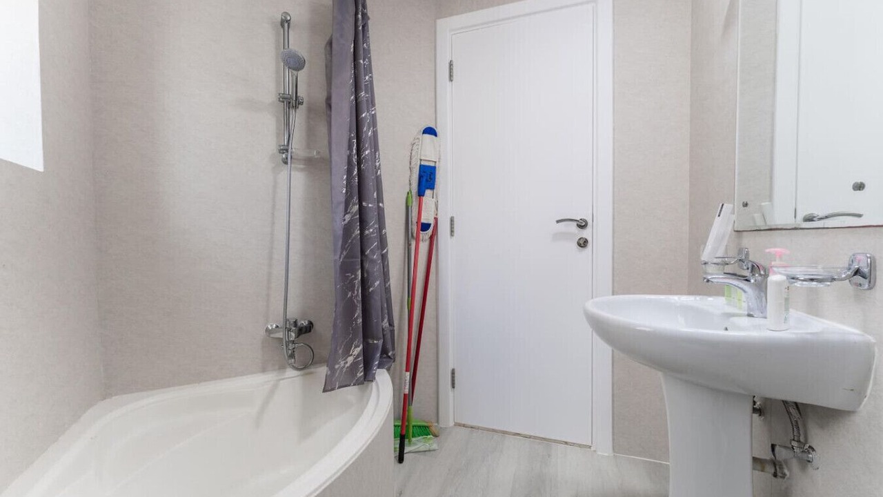 Photo of Bathroom in Jumeirah Lake Towers