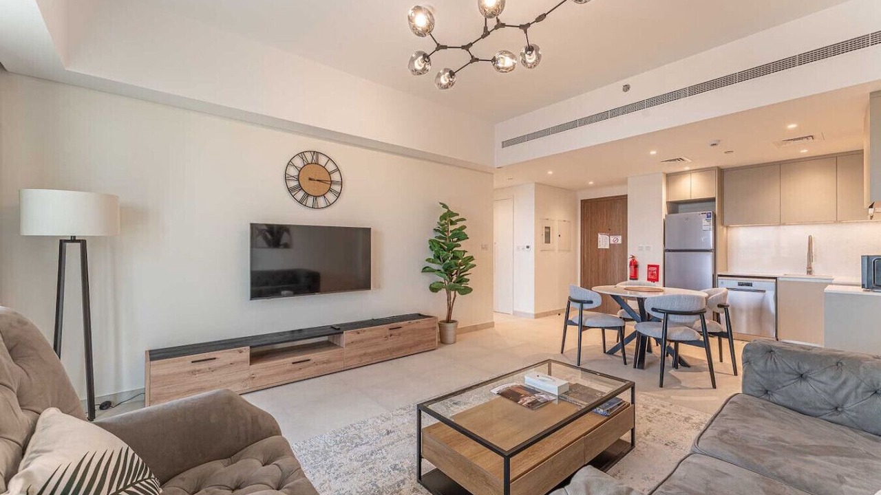 Photo of Livingroom in Umm Suqeim 3