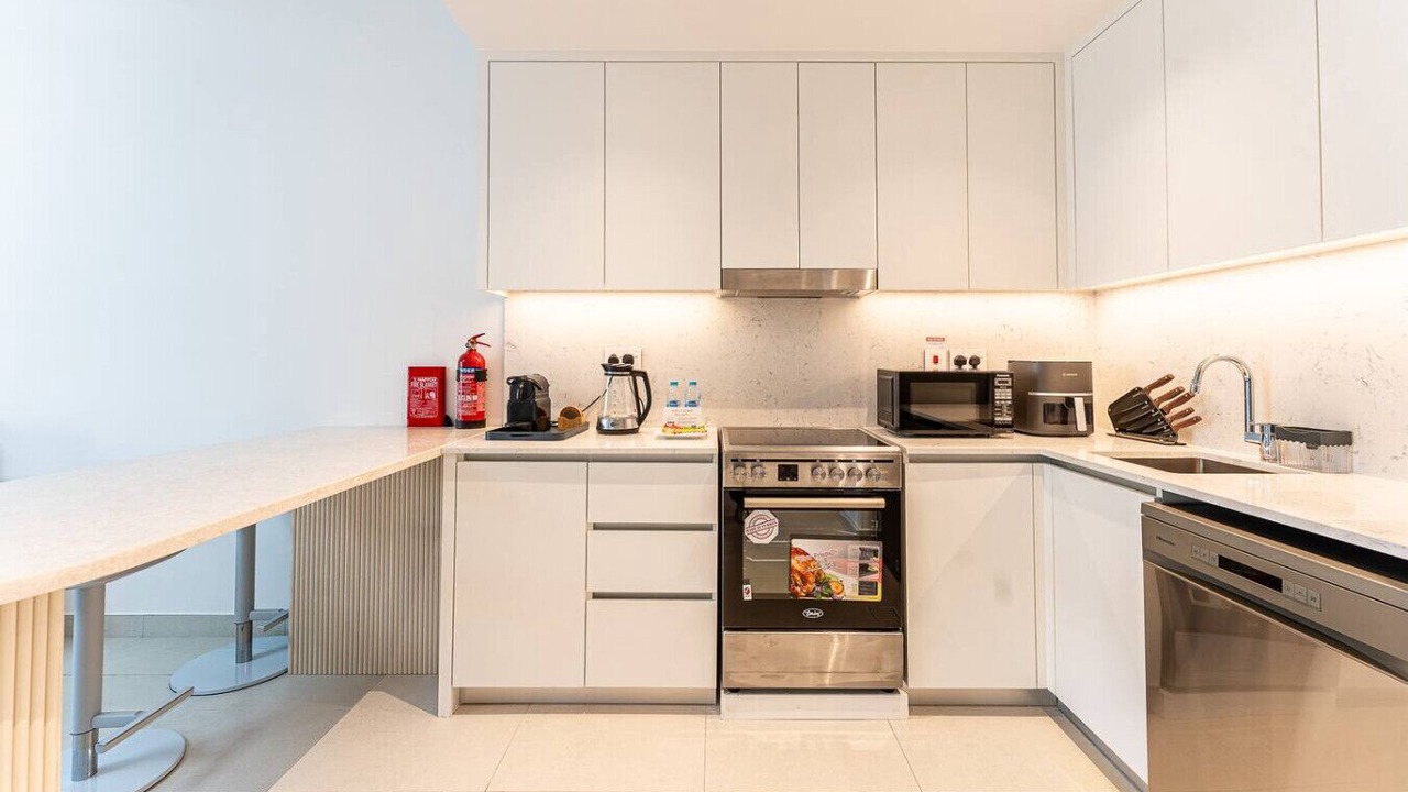 Photo of Kitchen in Umm Suqeim 3