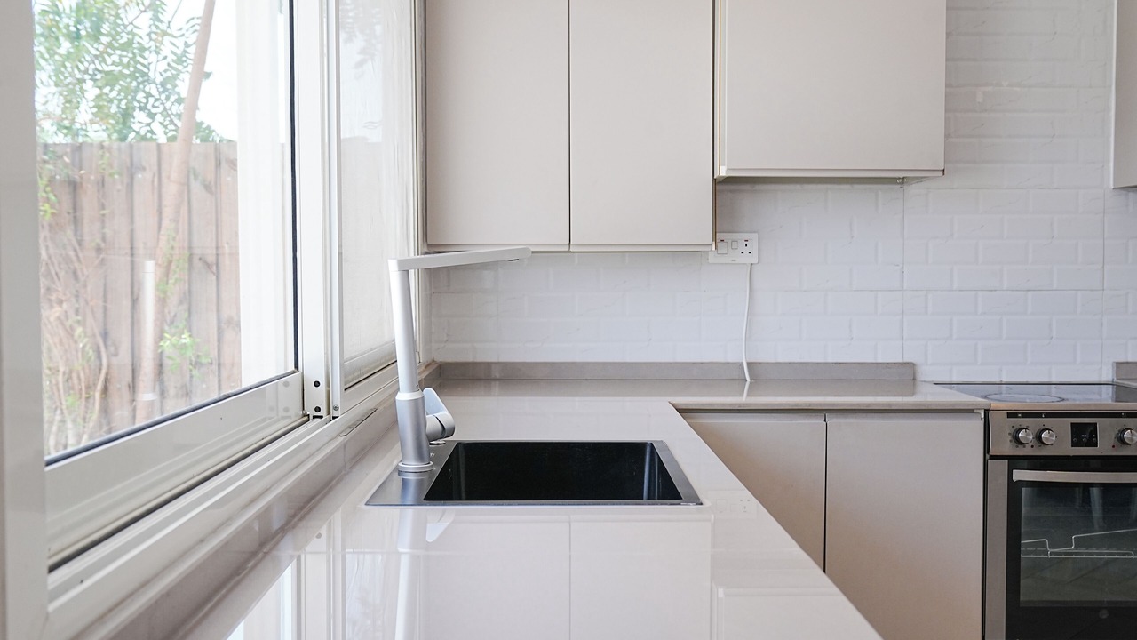 Photo of Kitchen in Shamal Julphar