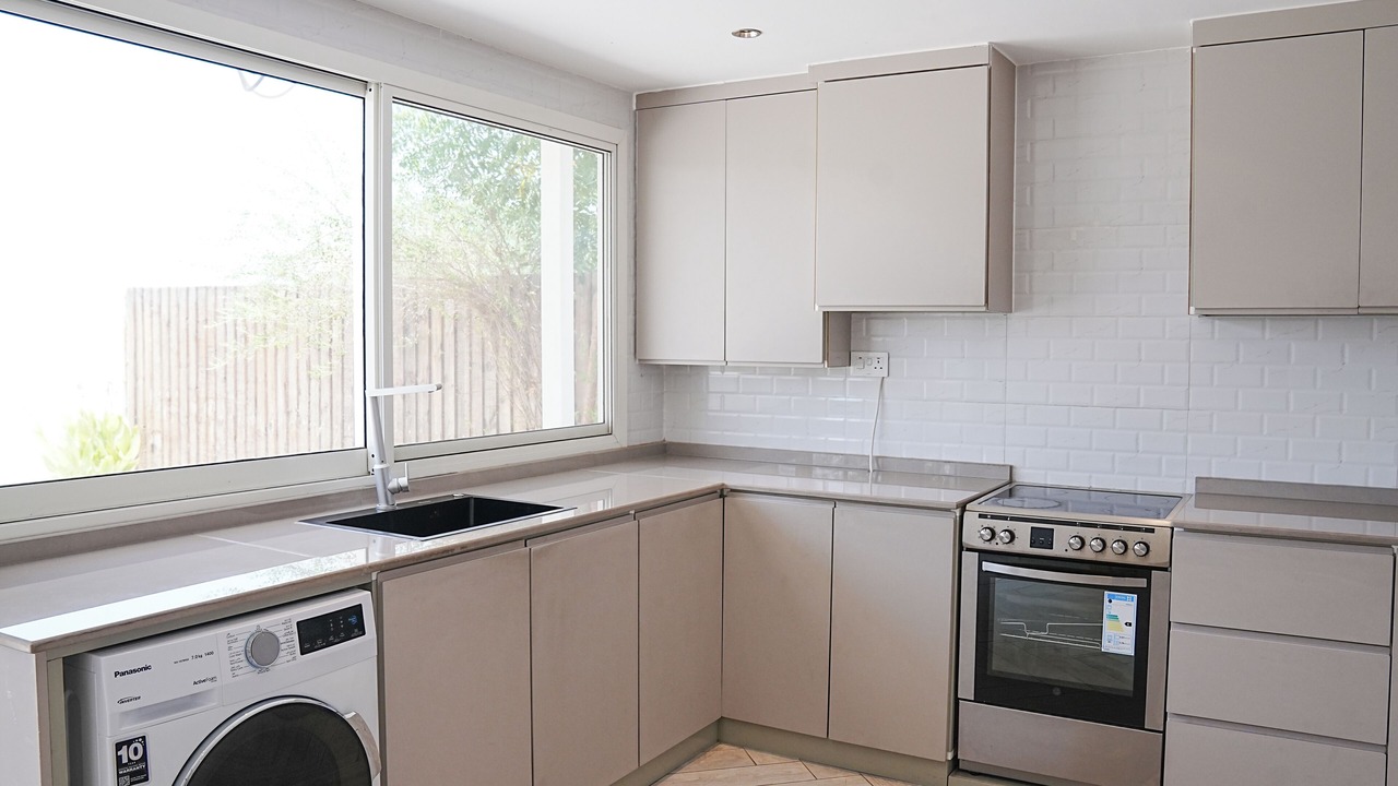 Photo of Kitchen in Shamal Julphar