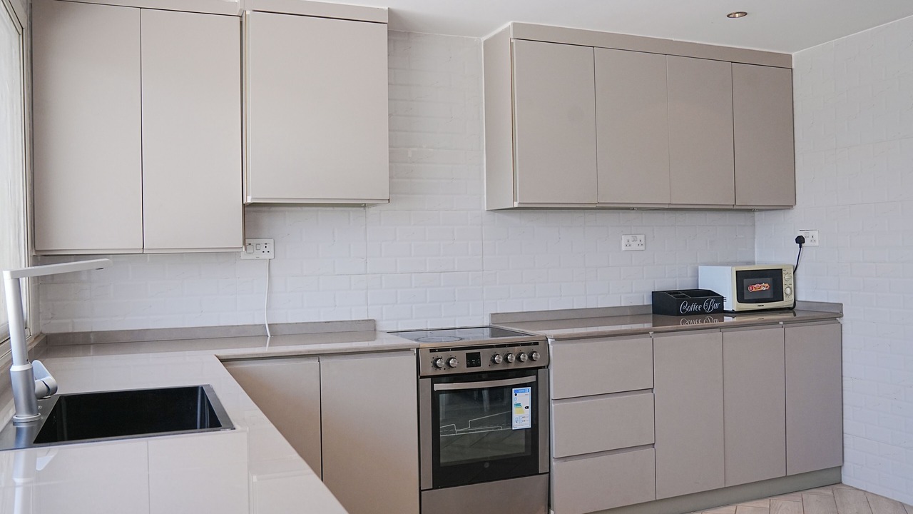 Photo of Kitchen in Shamal Julphar