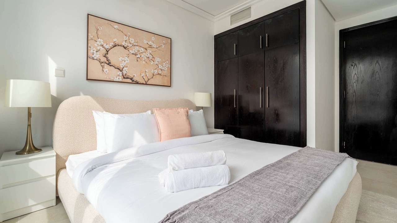 Photo of Bedroom in Jumeirah Lake Towers