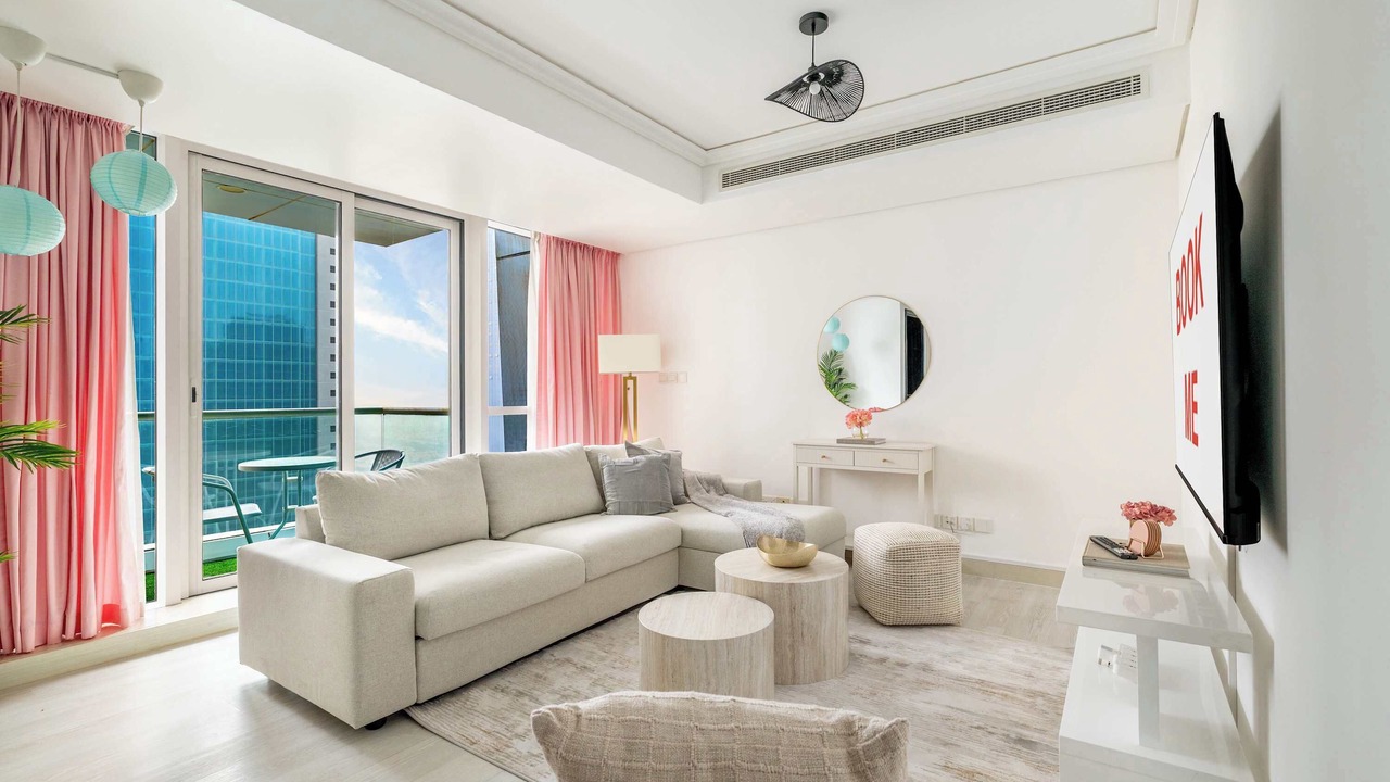 Photo of Livingroom in Jumeirah Lake Towers