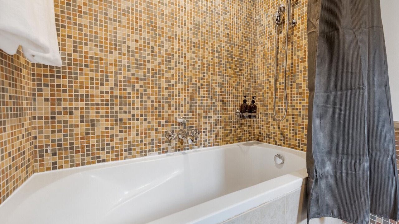 Photo of Bathroom in Downtown Dubai