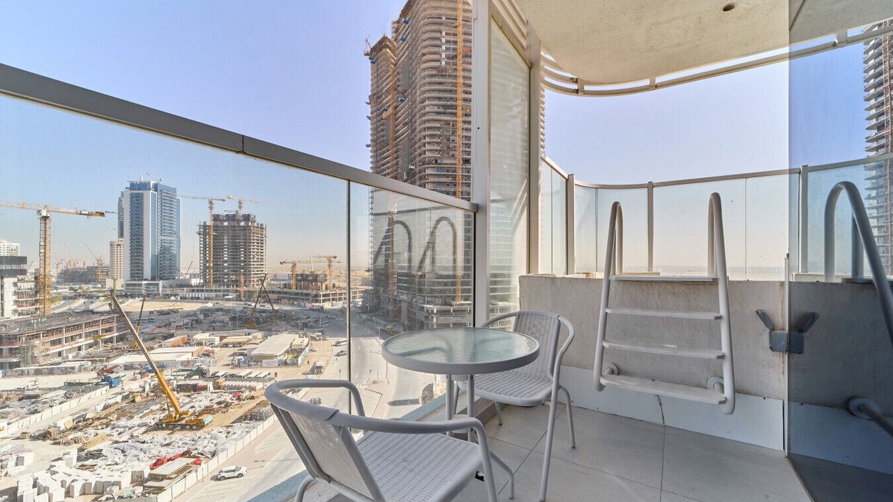 Photo of Patio Balcony in Al Barsha
