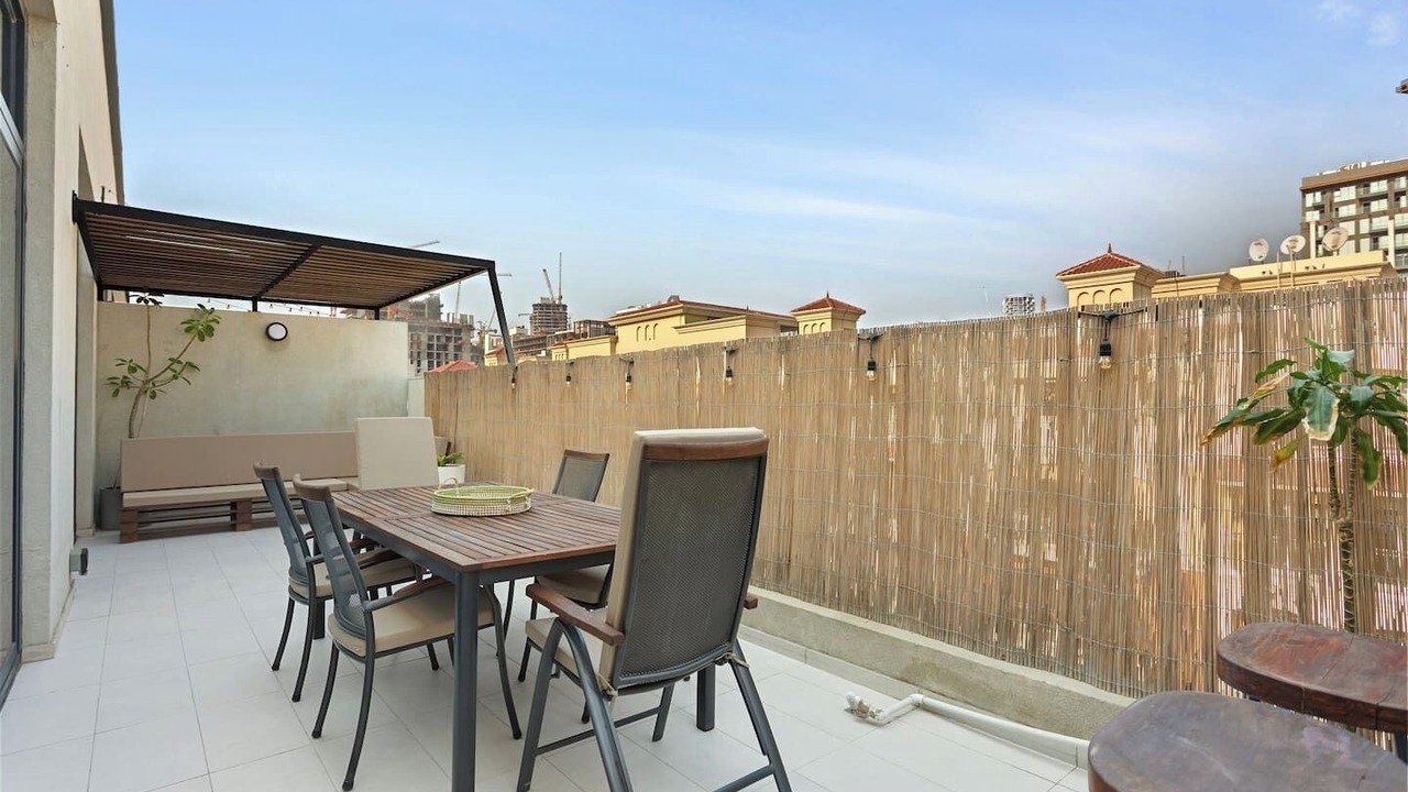 Photo of Outdoor in Jumeirah Village Circle
