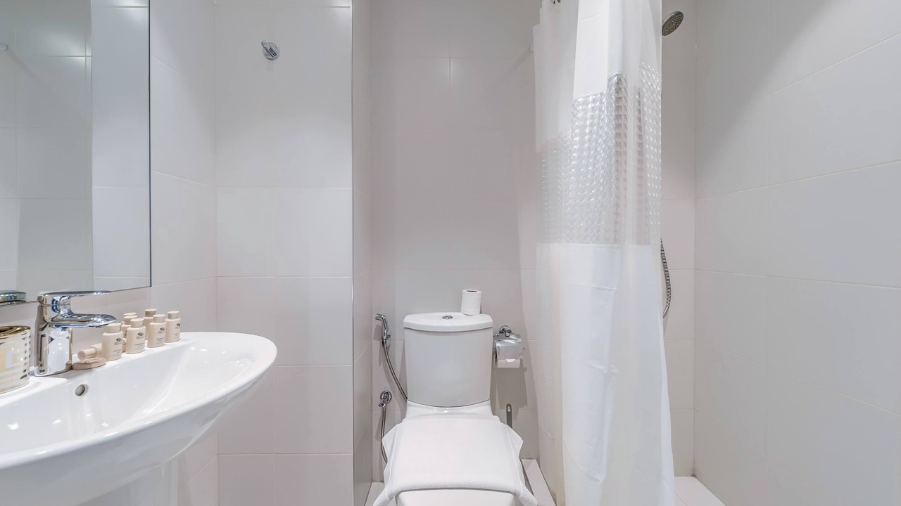 Photo of Bathroom in Downtown Dubai