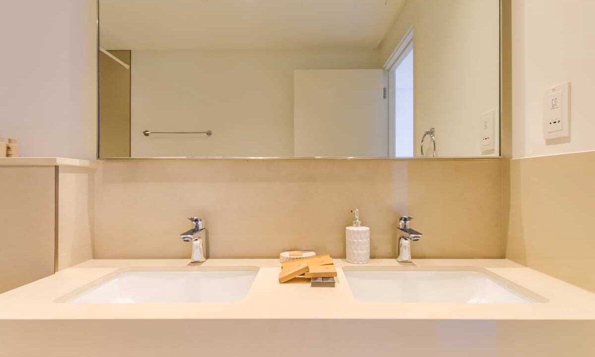 Photo of Bathroom in Za'abeel 2