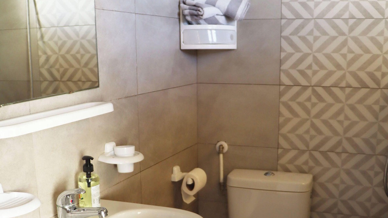 Photo of Bathroom in Hiboun