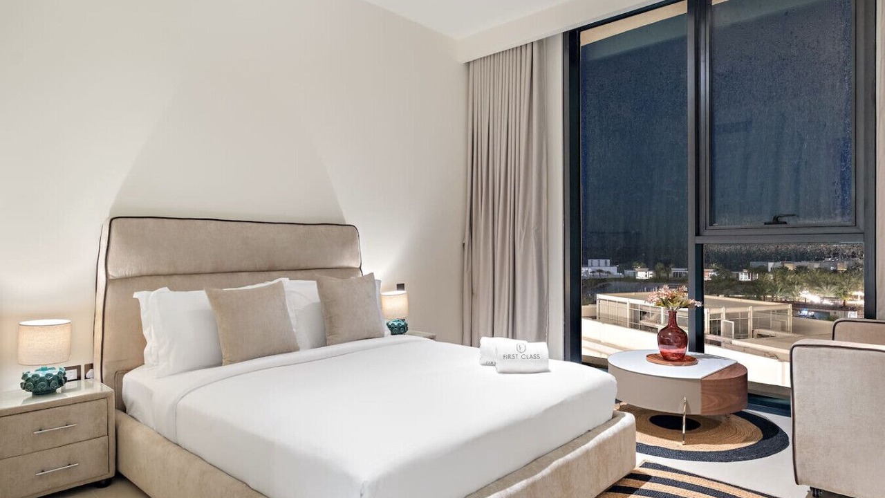 Photo of Bedroom in Mina Al Arab