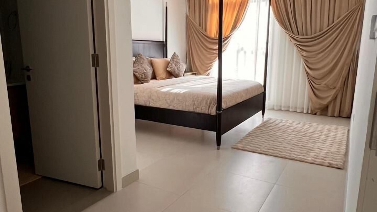 Photo of Bedroom in Trade Center