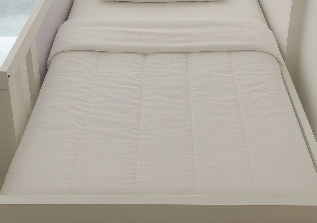 Photo of Bedroom in Al Majaz