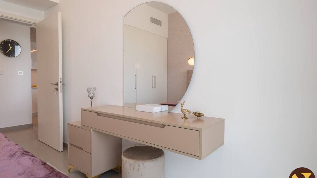 Photo of Bedroom in Za'abeel 2