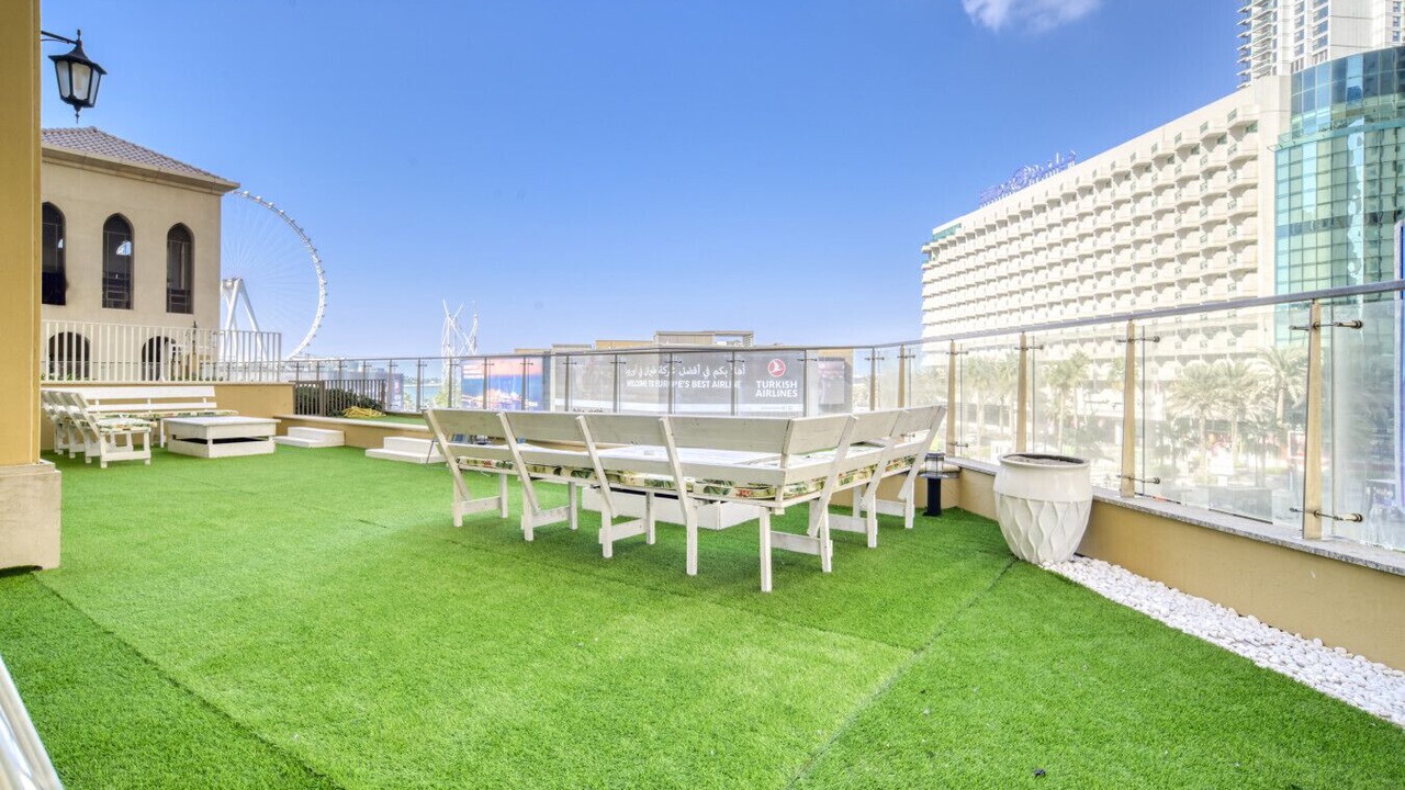 Photo of Patio Balcony in Jumeirah Beach Residence