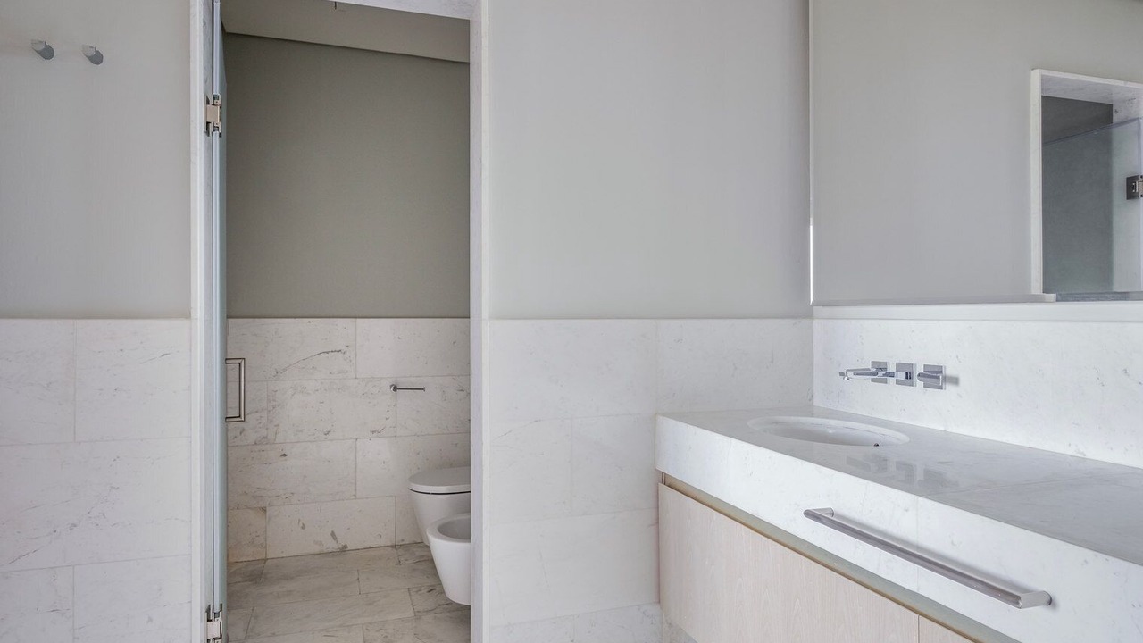 Photo of Bathroom in Palm Jumeirah