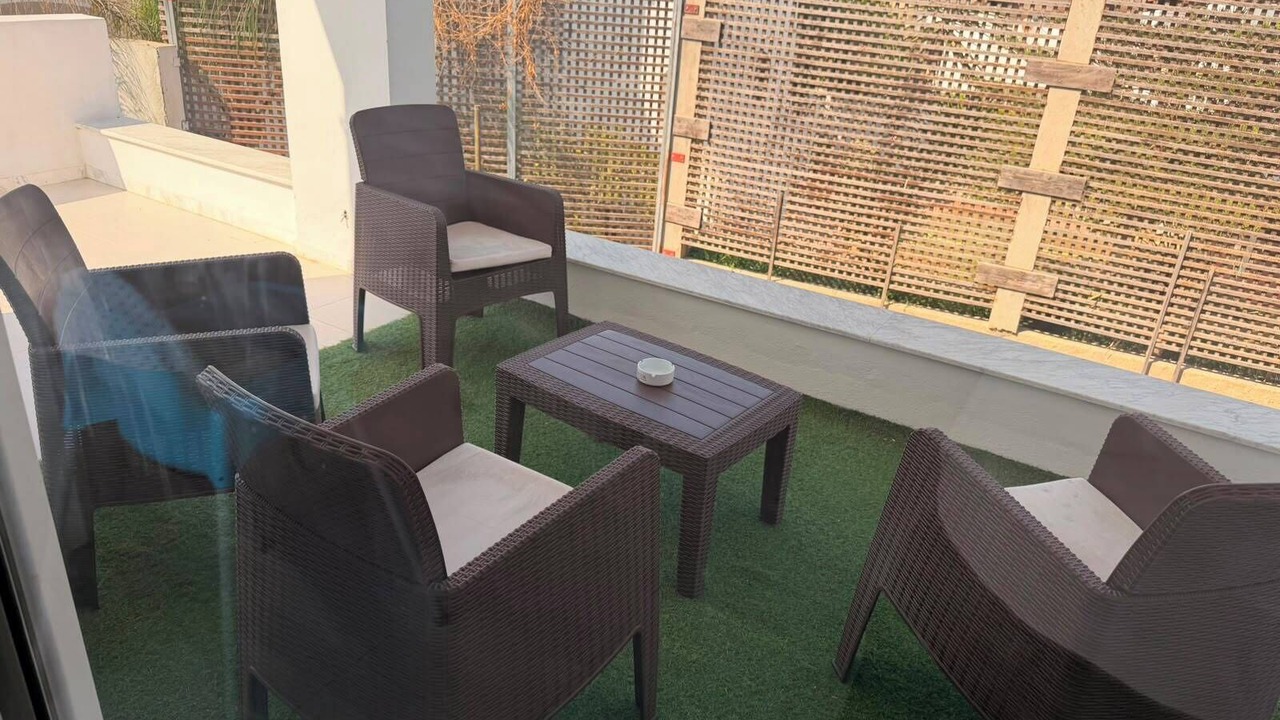 Photo of Patio Balcony in Western Khezama