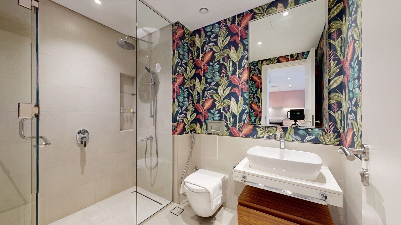 Photo of Bathroom in Umm Suqeim 3