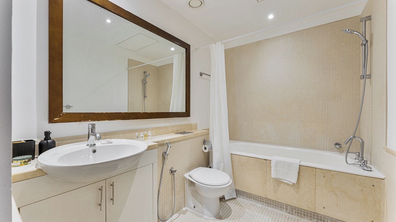 Photo of Bathroom in Downtown Dubai