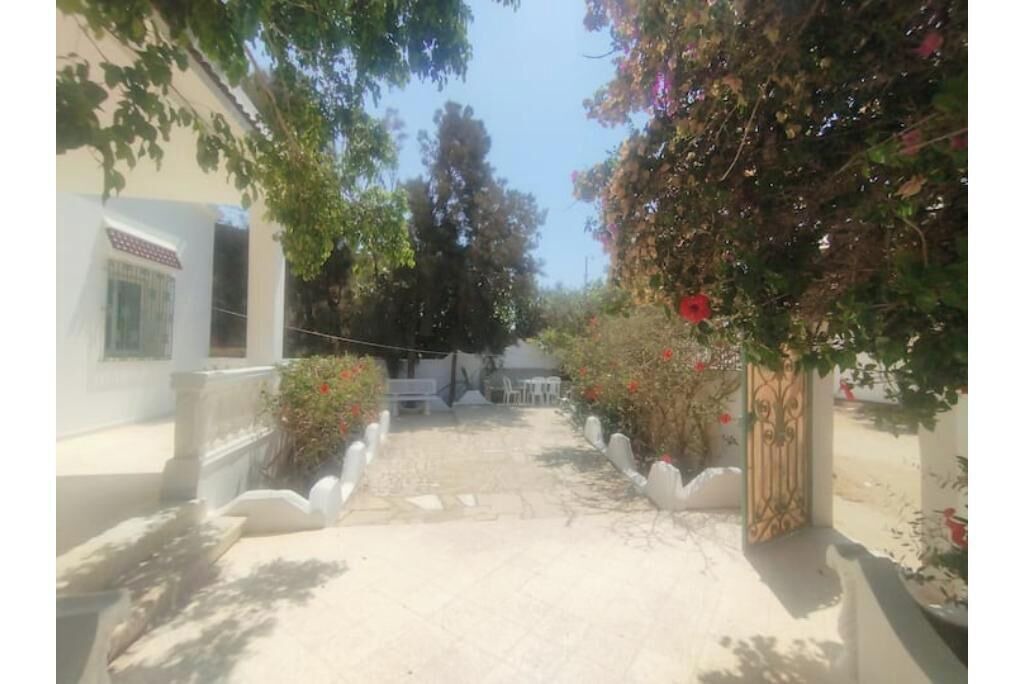 Photo of Patio Balcony in Eastern Hawaria