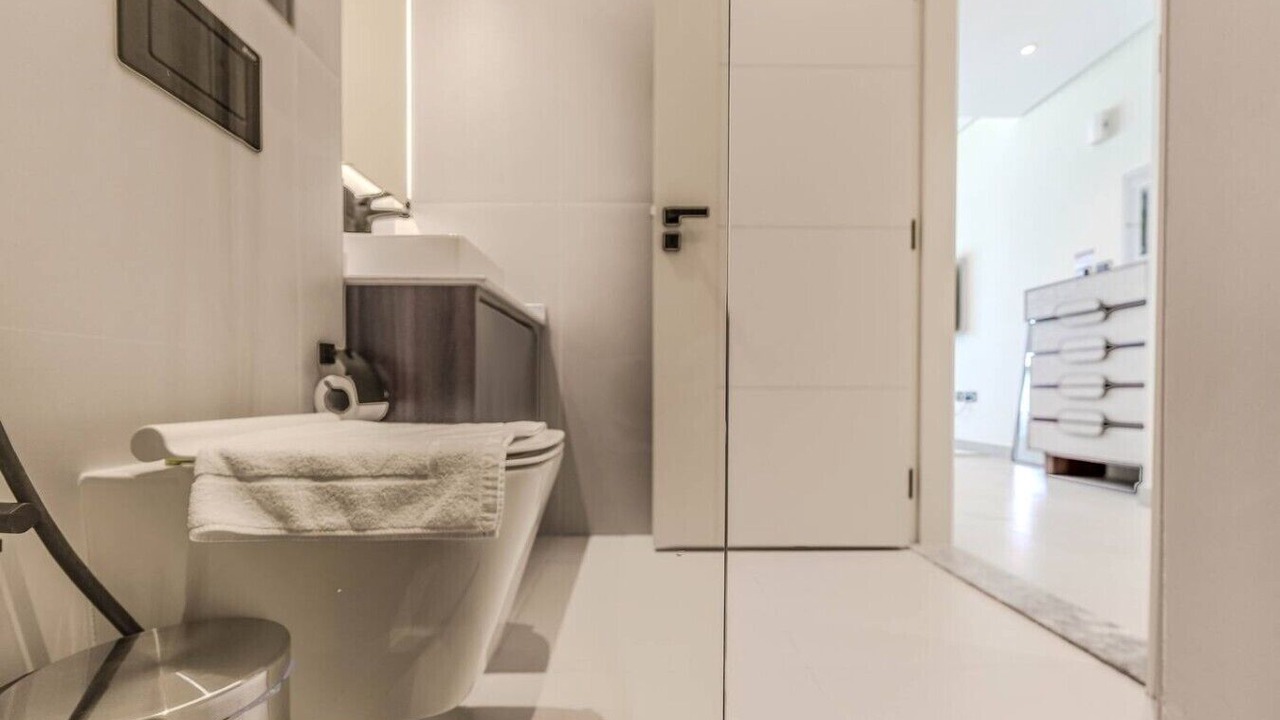 Photo of Bathroom in Discovery Gardens