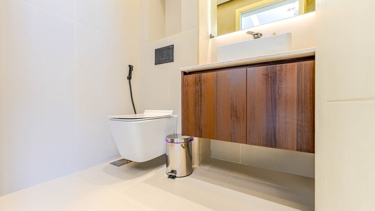 Photo of Bathroom in Discovery Gardens