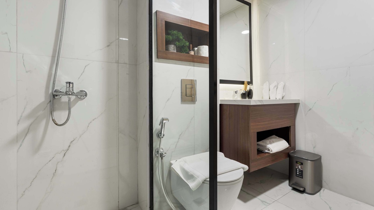 Photo of Bathroom in Jebel Ali