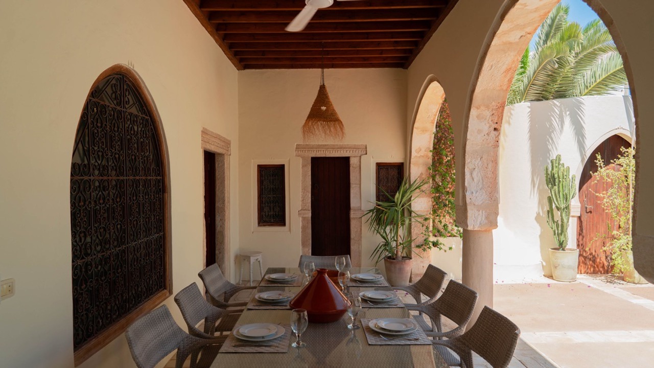 Photo of Outdoor in Erriadh