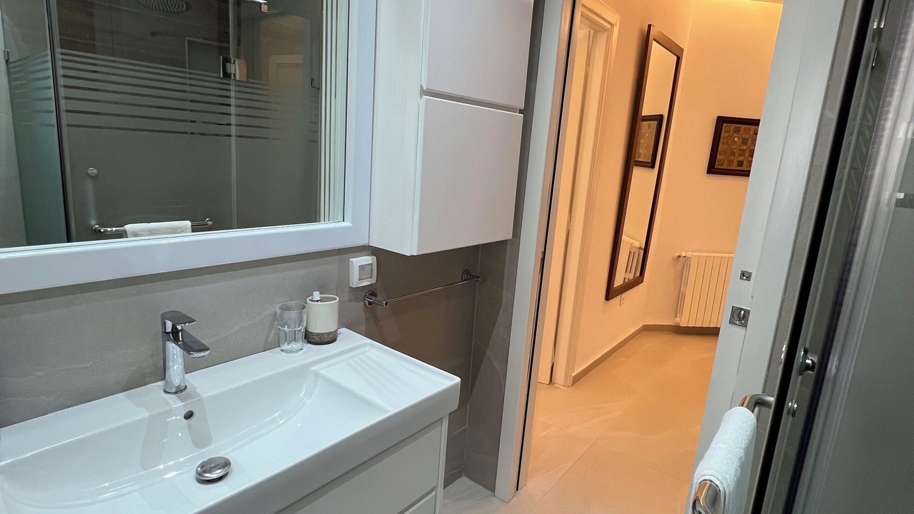 Photo of Bathroom in Amilcar