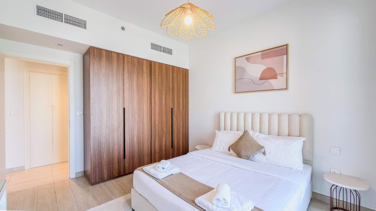 Photo of Bedroom in Umm Suqeim 3