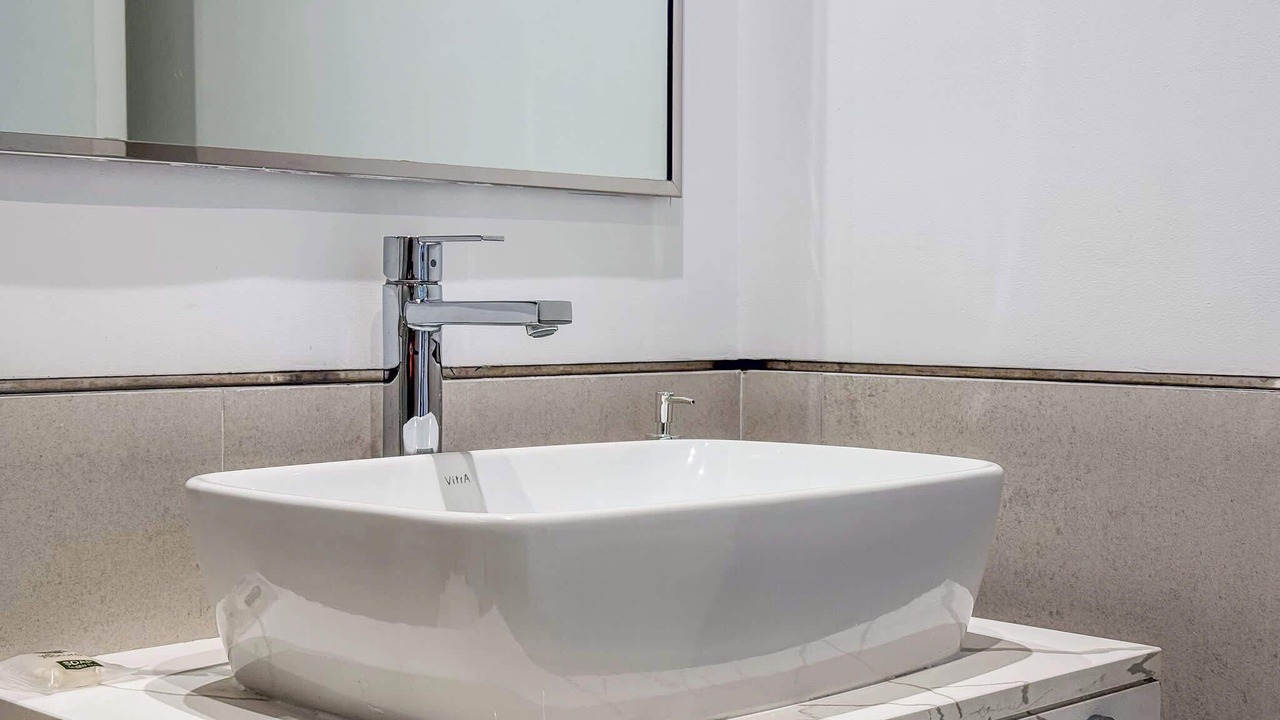 Photo of Bathroom in Umm Suqeim 3
