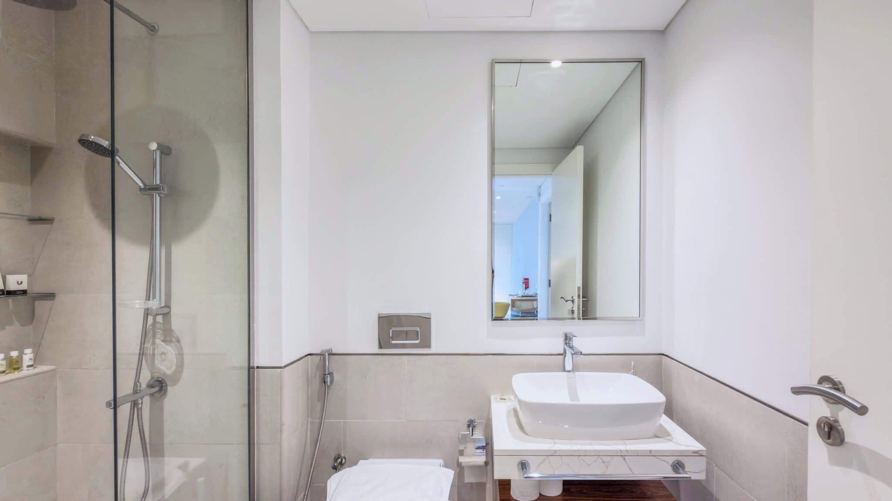 Photo of Bathroom in Umm Suqeim 3