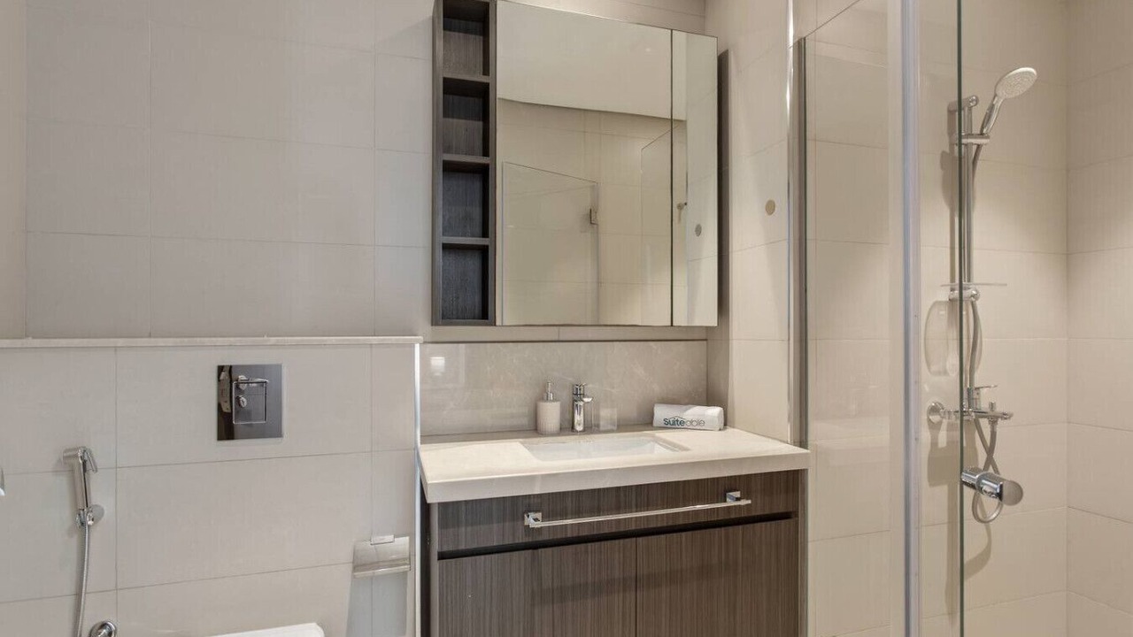 Photo of Bathroom in Za'abeel 2