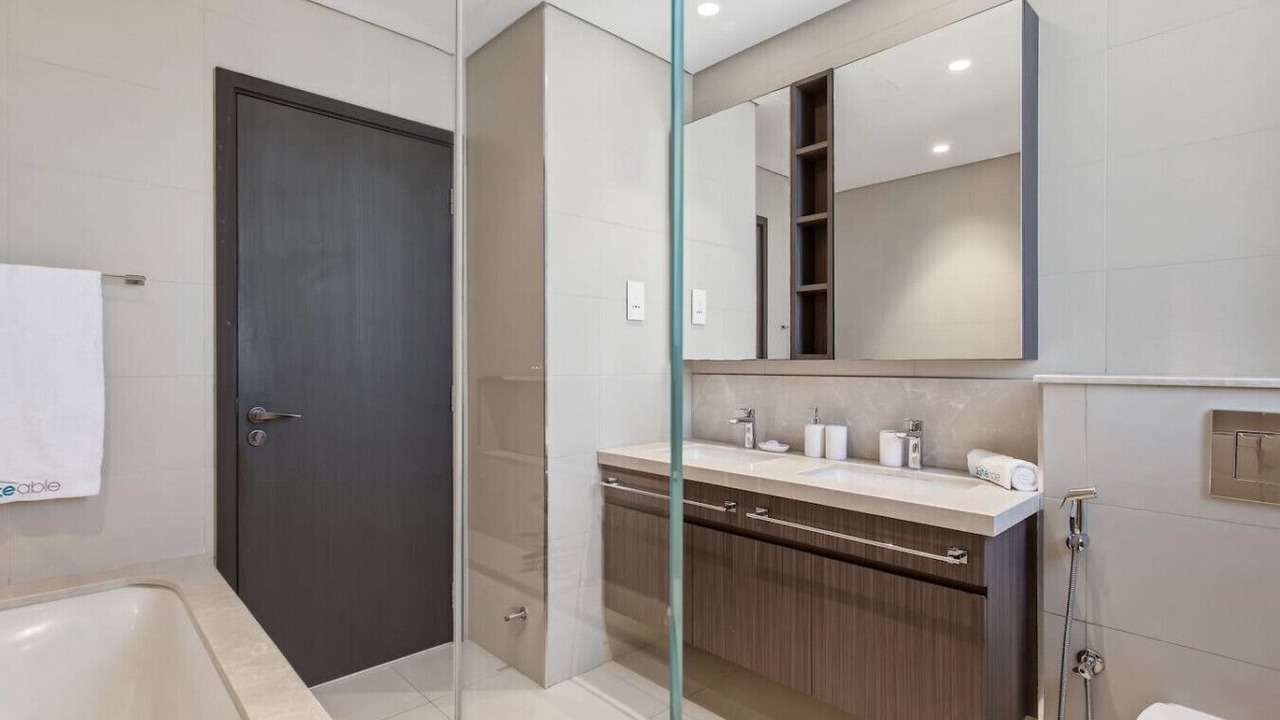 Photo of Bathroom in Za'abeel 2