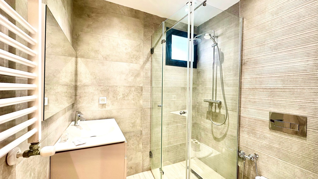 Photo of Bathroom in Les Berges du Lac