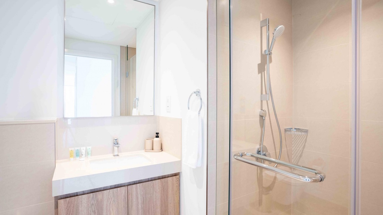 Photo of Bathroom in Za'abeel 2