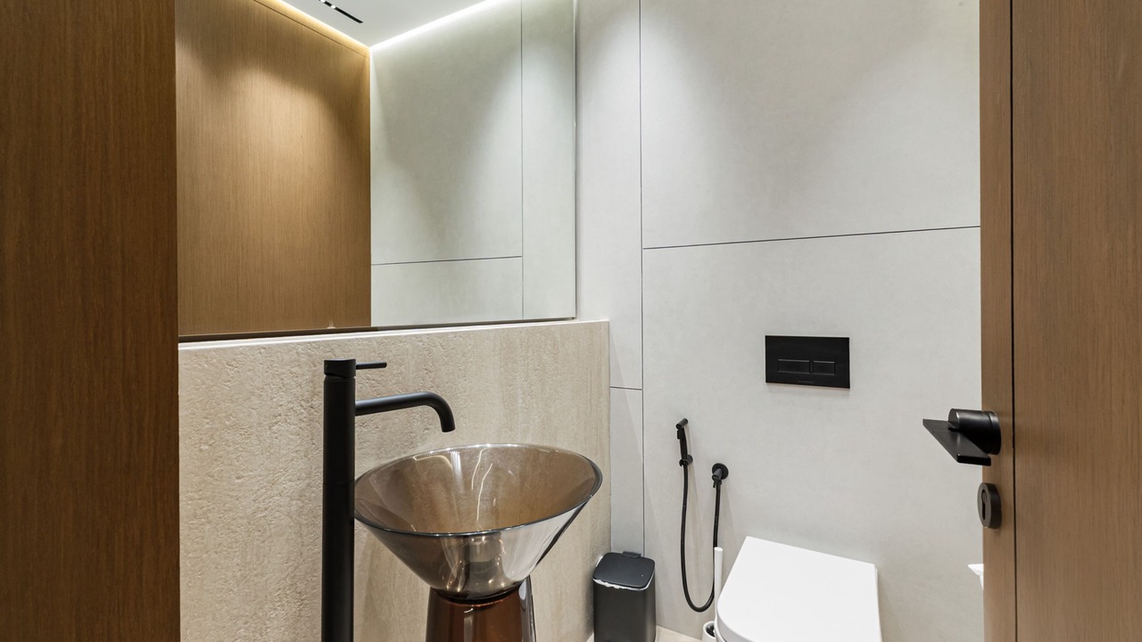 Photo of Bathroom in Jumeirah Lake Towers