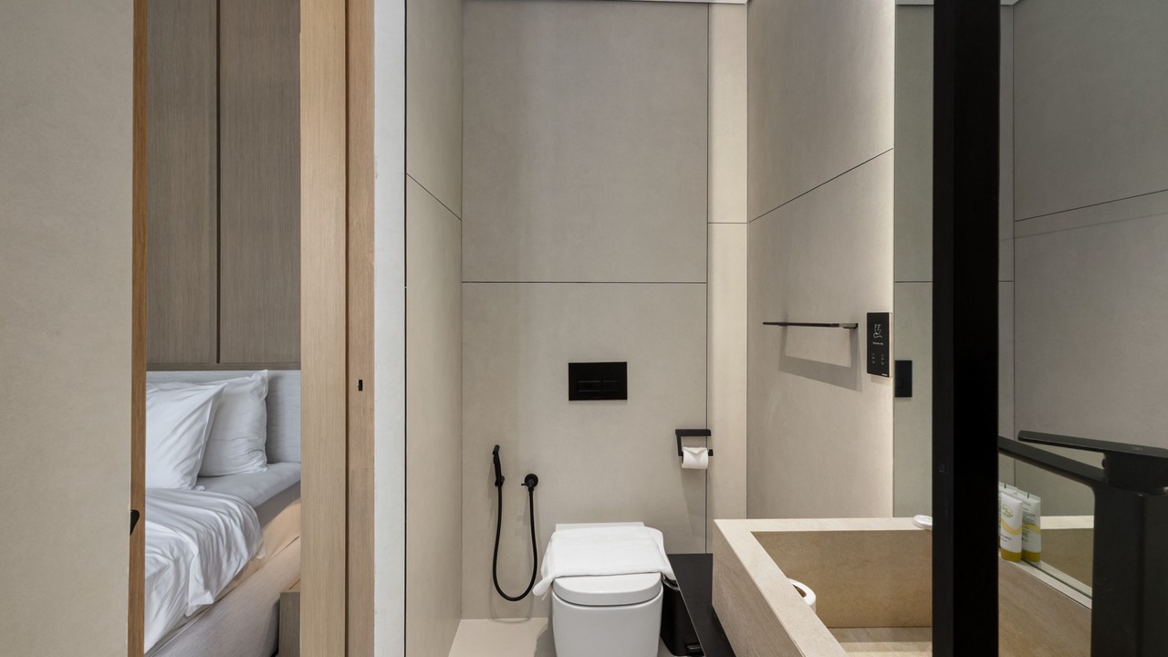 Photo of Bathroom in Jumeirah Lake Towers