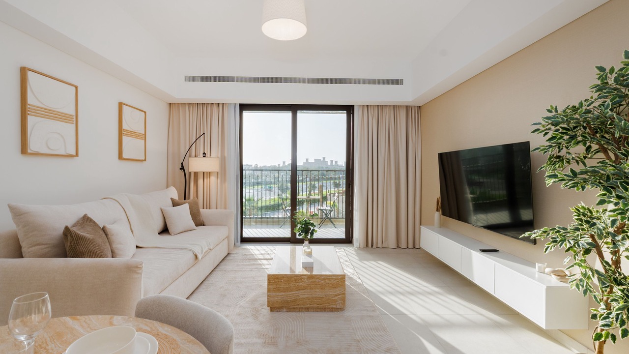 Photo of Livingroom in Umm Suqeim 3