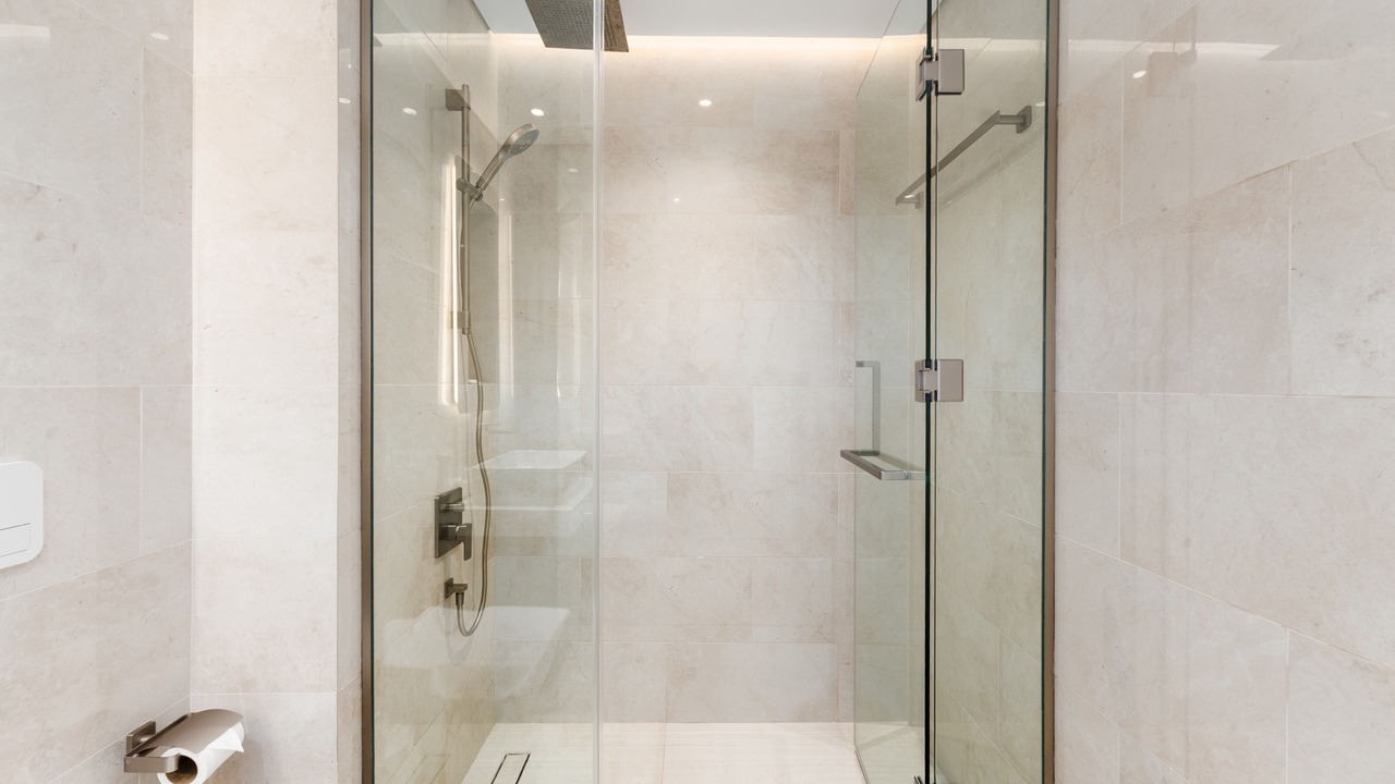 Photo of Bathroom in Umm Suqeim 3