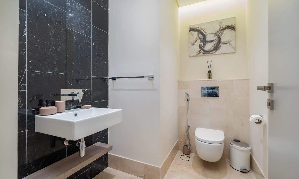 Photo of Bathroom in Palm Jumeirah