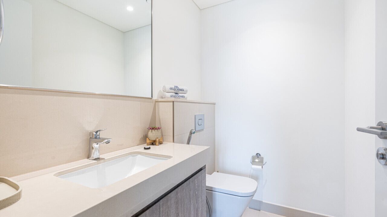 Photo of Bathroom in Za'abeel 2