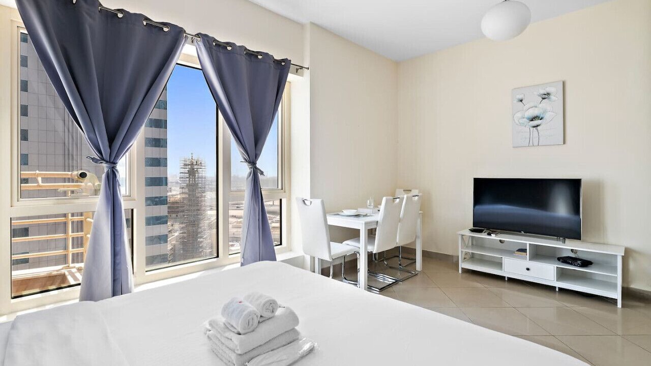 Photo of Bedroom in Jumeirah Lake Towers